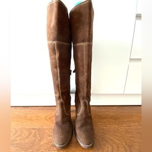 Auth. Moschino suede boots 8